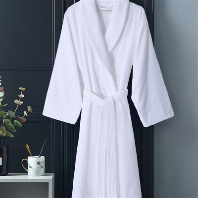 Griezti rūtaini peldmēteļi