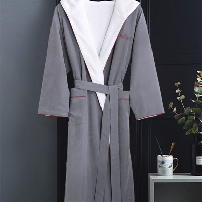 Divslāņu auduma halāts